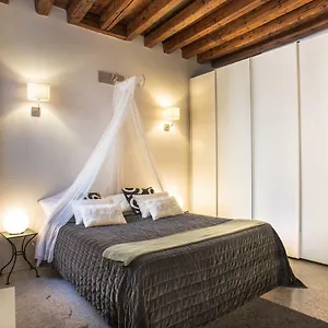  Appartamento Terrazzina - Romantic Pied A Terre At The Heart Of Cannaregio District Italia